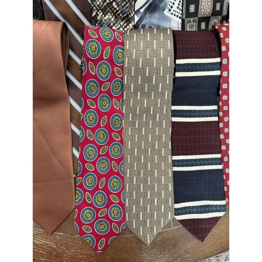 EUC LOT x 14 Asst. Colors/Prints & Designers Men's Neck Ties Great Starter Set!